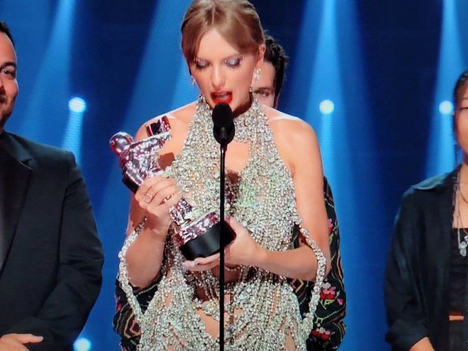 The Wait Is Over! Taylor Swift'S New Album   Pennsylvania Fans Rejoice! | What'S Trending - o88absh