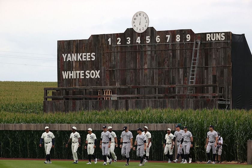 Moments from MLB Field of Dreams game