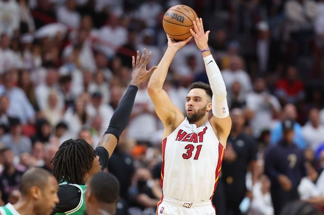 “Guess we were this close to getting a Christmas game” - Miami Heat Twitter throws major shade at the NBA schedule, posts a picture of Max Strus’ controversial 3-pointer that was canceled in playoffs