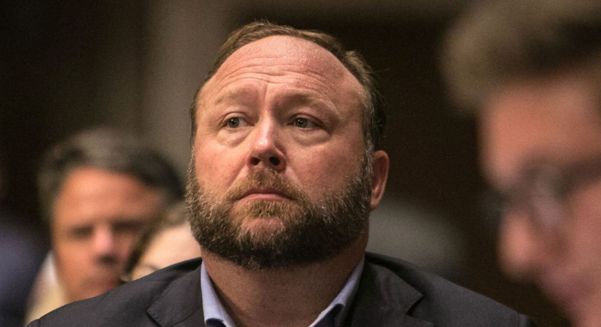 Alex Jones&#039; attorneys have accidentally sent revelatory text messages to lawyers representing Sandy Hook defamation trial plaintiffs (Image via Getty Images)