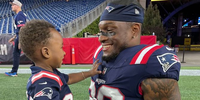 "Deuce walked to Dada" - Patriots LB Mack Wilson's son takes first steps inside Gillette Stadium in adorable video