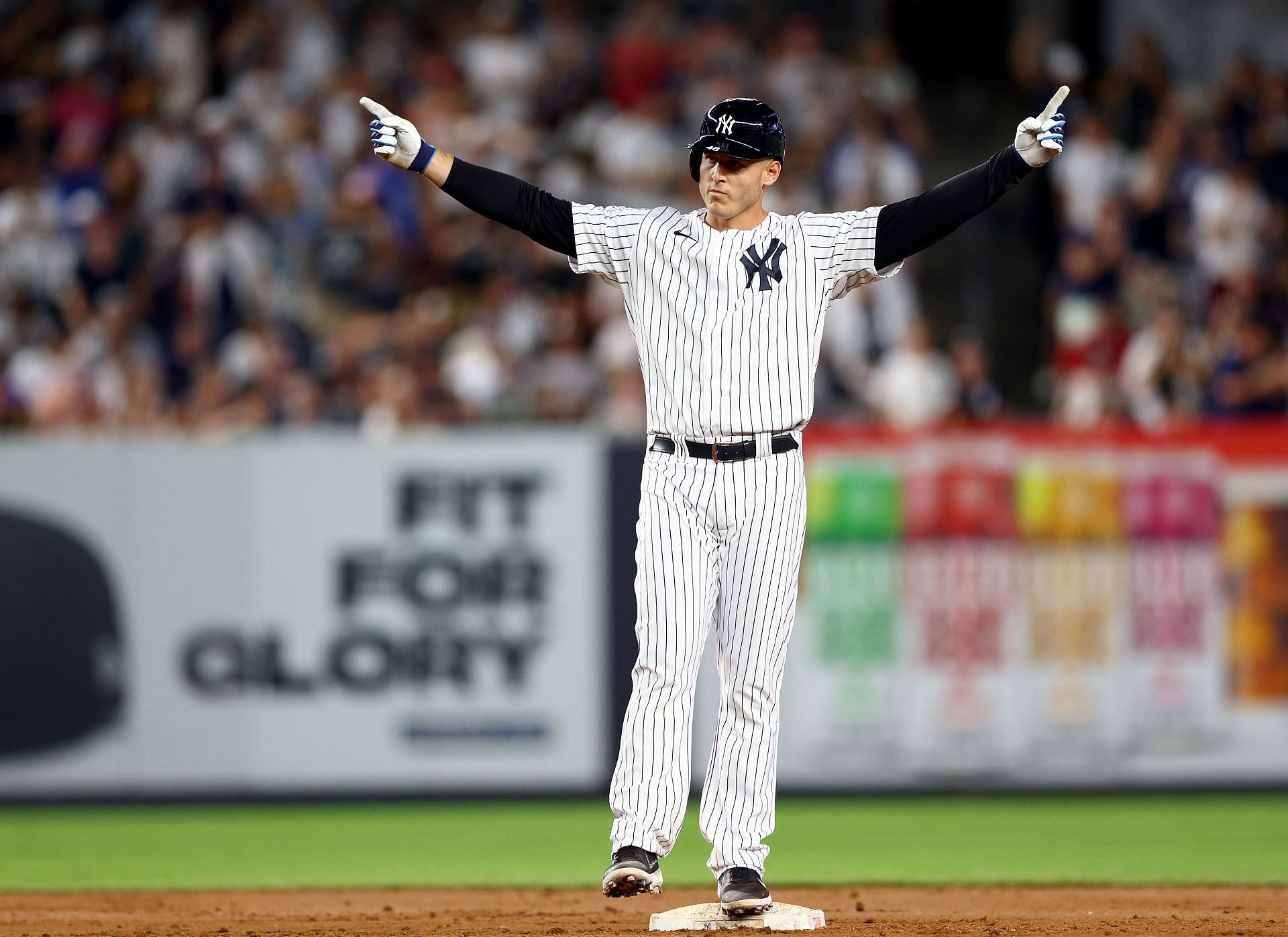 Anthony Rizzo a perfect fit in pinstripes as he shines again for the Yankees  - The Boston Globe