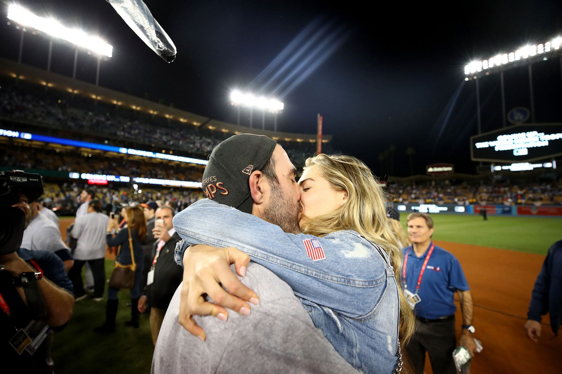 Kate Upton outshines Justin Verlander on Father's Day with her