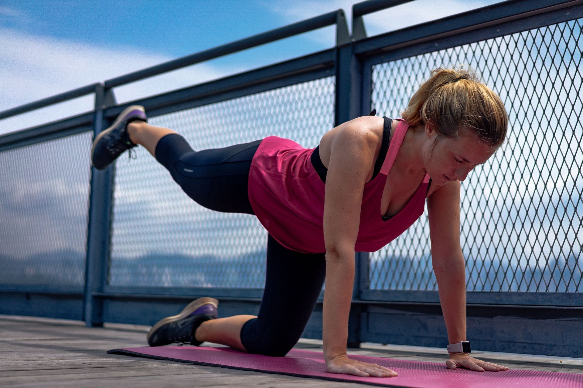 Engage in aerobic activity every day, to build cardiovascular endurance. (Image via Unsplash/ Big Dodzy)