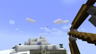 Players should aim higher when the targets are far away (Image via Minecraft)