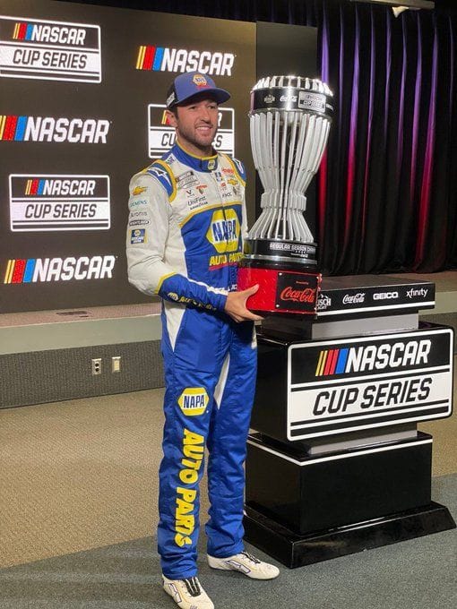 Does NAPA sponsor Chase Elliott in 2022?