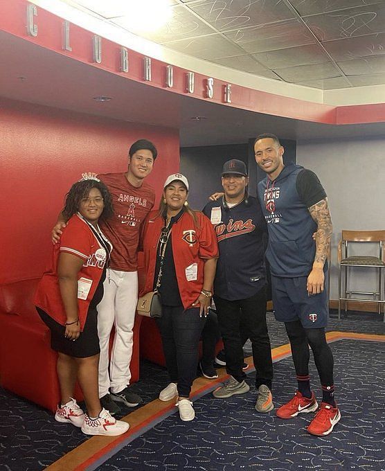 Carlos Correa's sister celebrates her 14th birthday, meets her