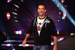 WWE दिग्गज CM Punk ने चोटिल होने के महीनों बाद किया शॉकिंग रिटर्न, AEW चैंपियन को खतरनाक अटैक से बचाया