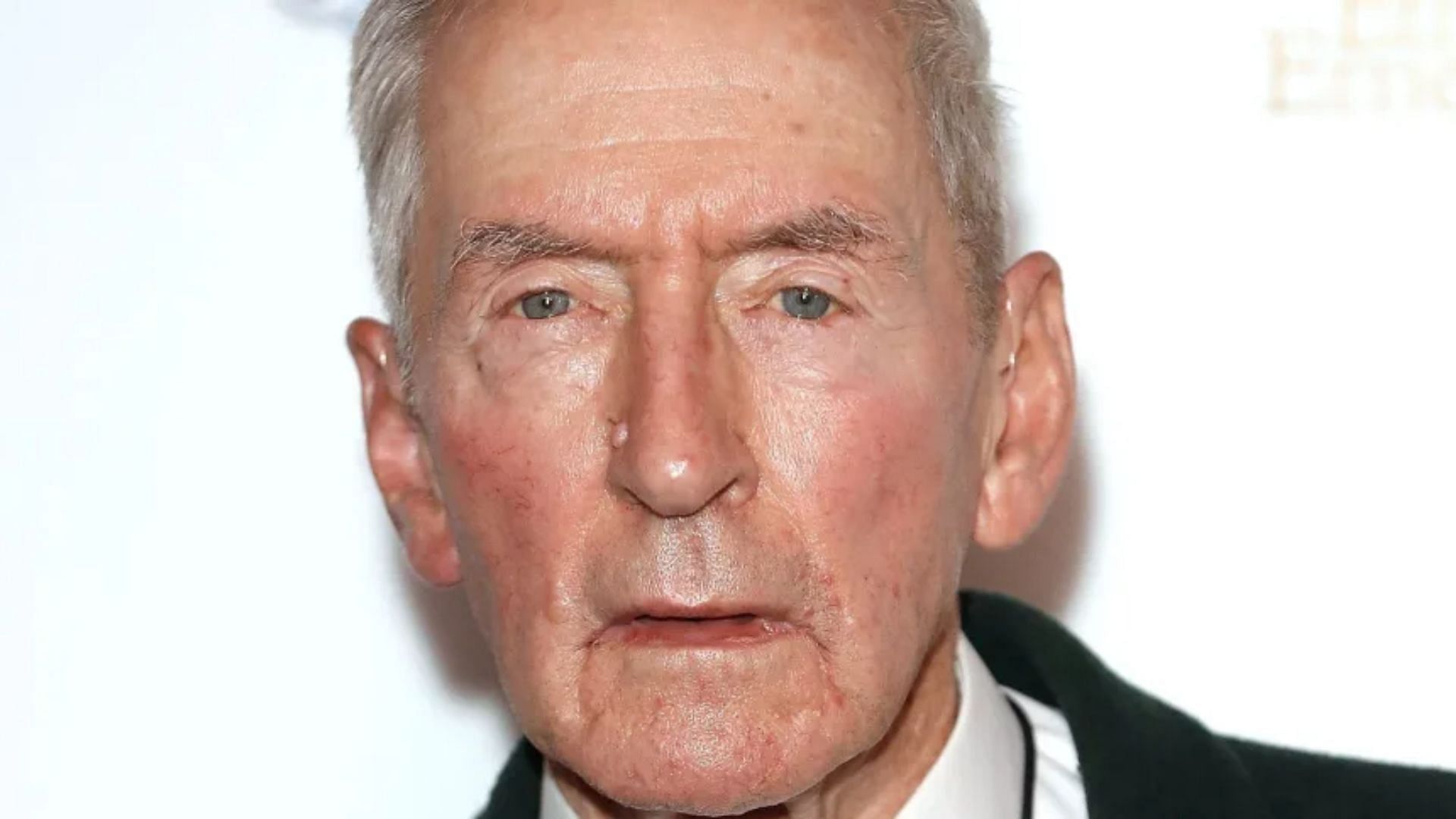 Raymond Briggs has passed away from pneumonia (Image via Getty Images/John Phillips)