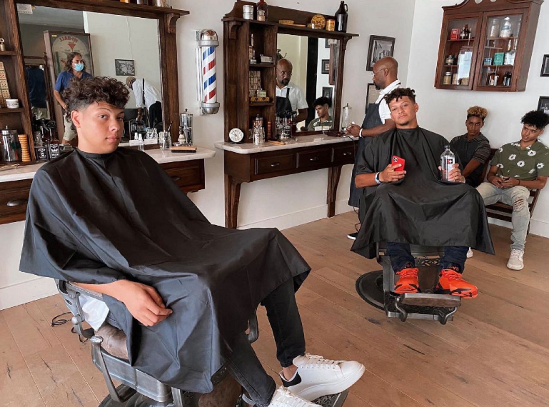 Patrick and Jackson at a barbershop- Courtesy of @Jacksonmahomes on Twitter