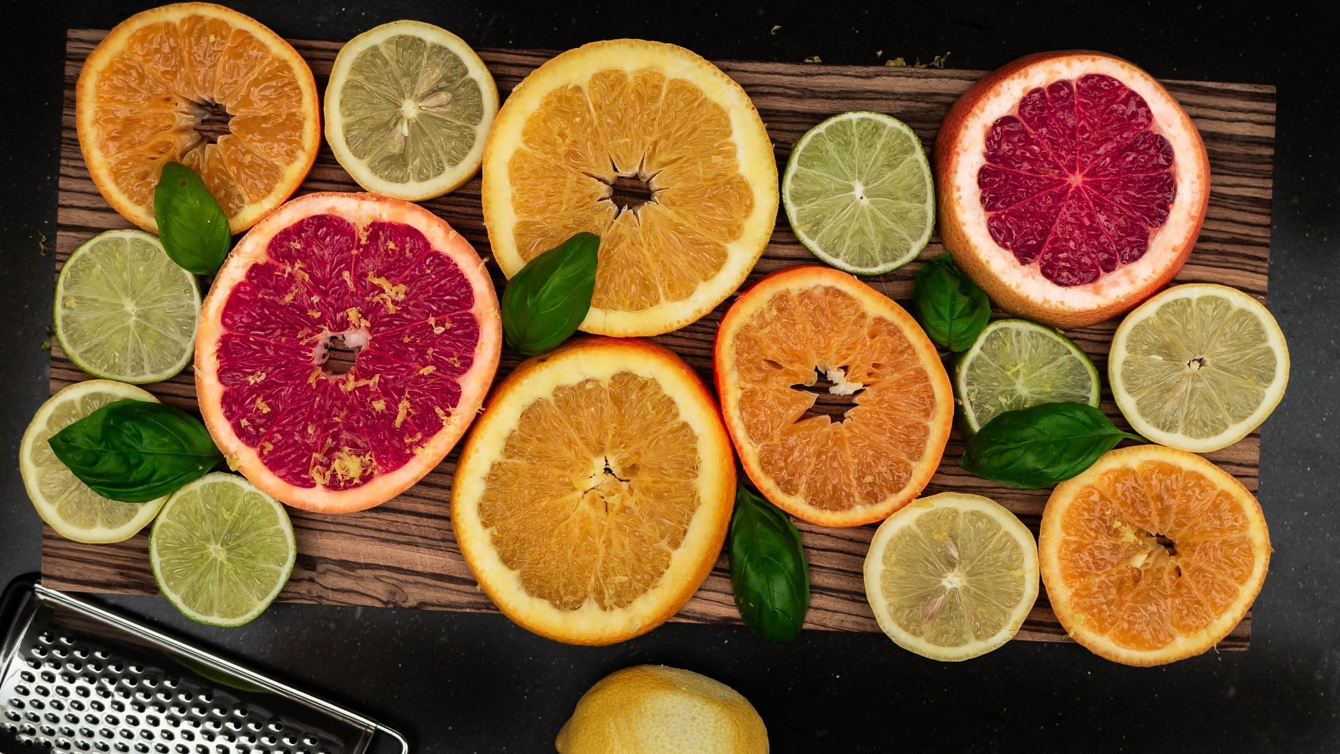 A diet high in vitamin C is a crucial component of a healthy lifestyle and the prevention of disease. (Image via Unsplash/Wouter Meijering)