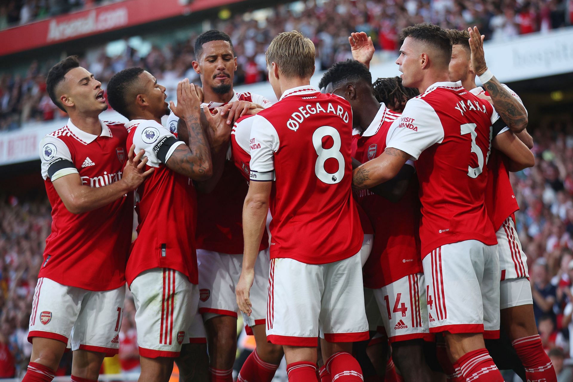 Arsenal FC v Fulham FC - Premier League