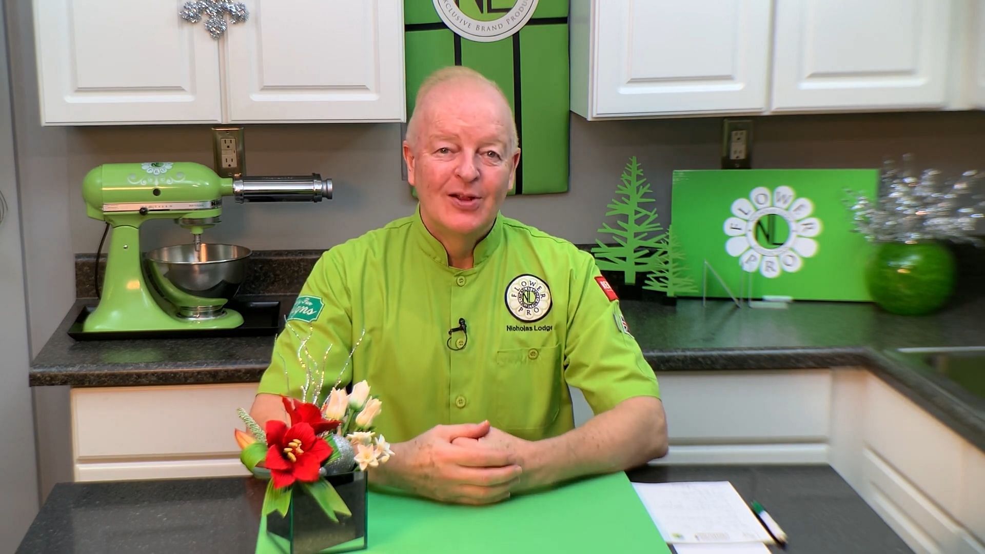 The late pastry chef Nicholas Lodge in his YouTube Video (Image via NicholasLodgeschoo/YouTube)