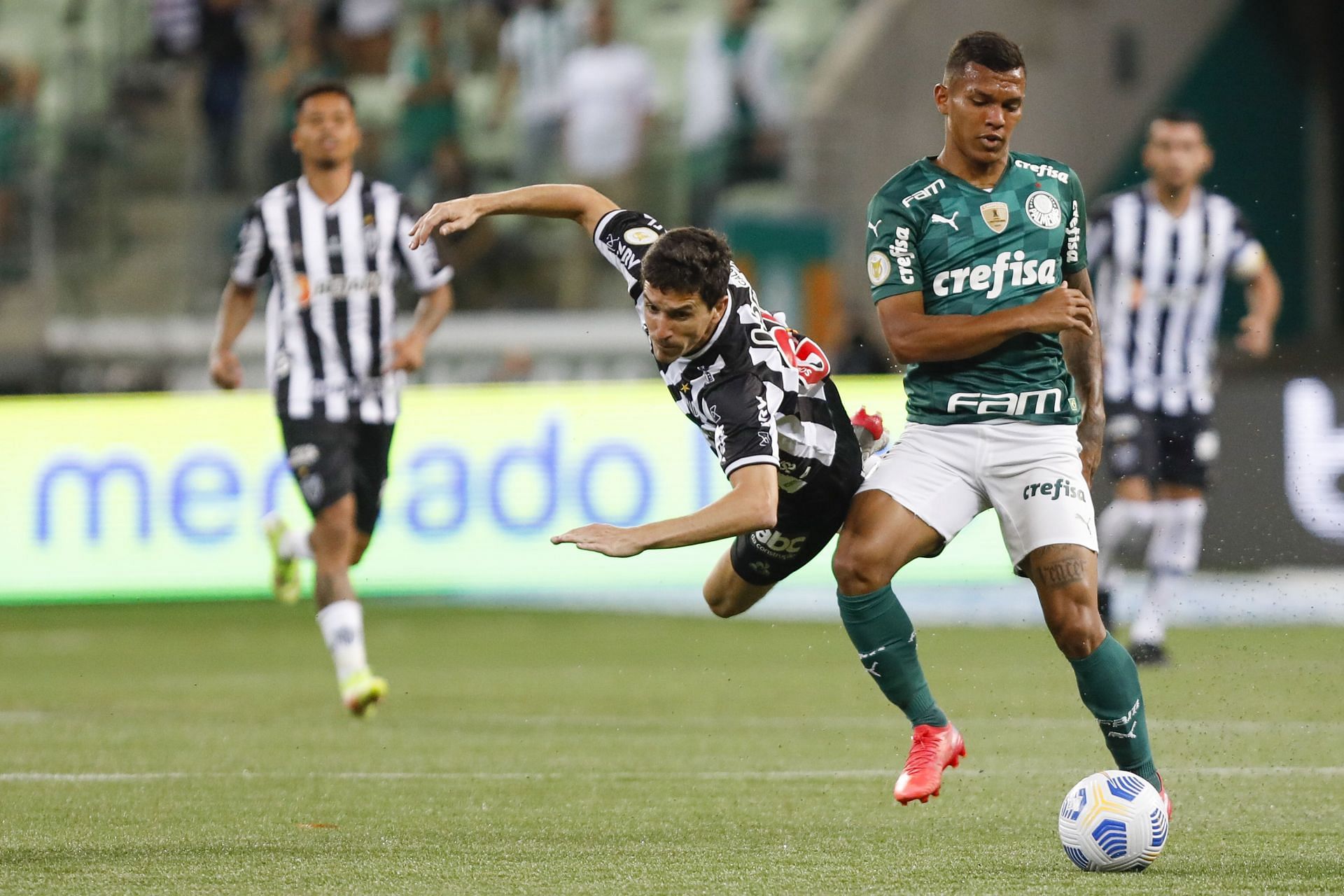 Atletico Mineiro and Palmeiras meet in an exciting Libertadores clash on Wednesday