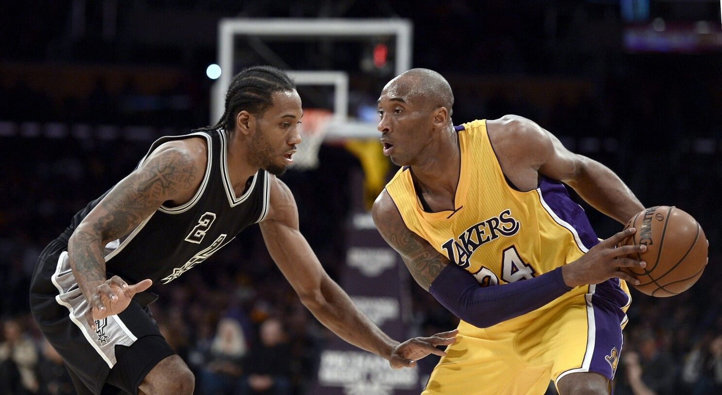 Kawhi Leonard guarding Kobe Bryant