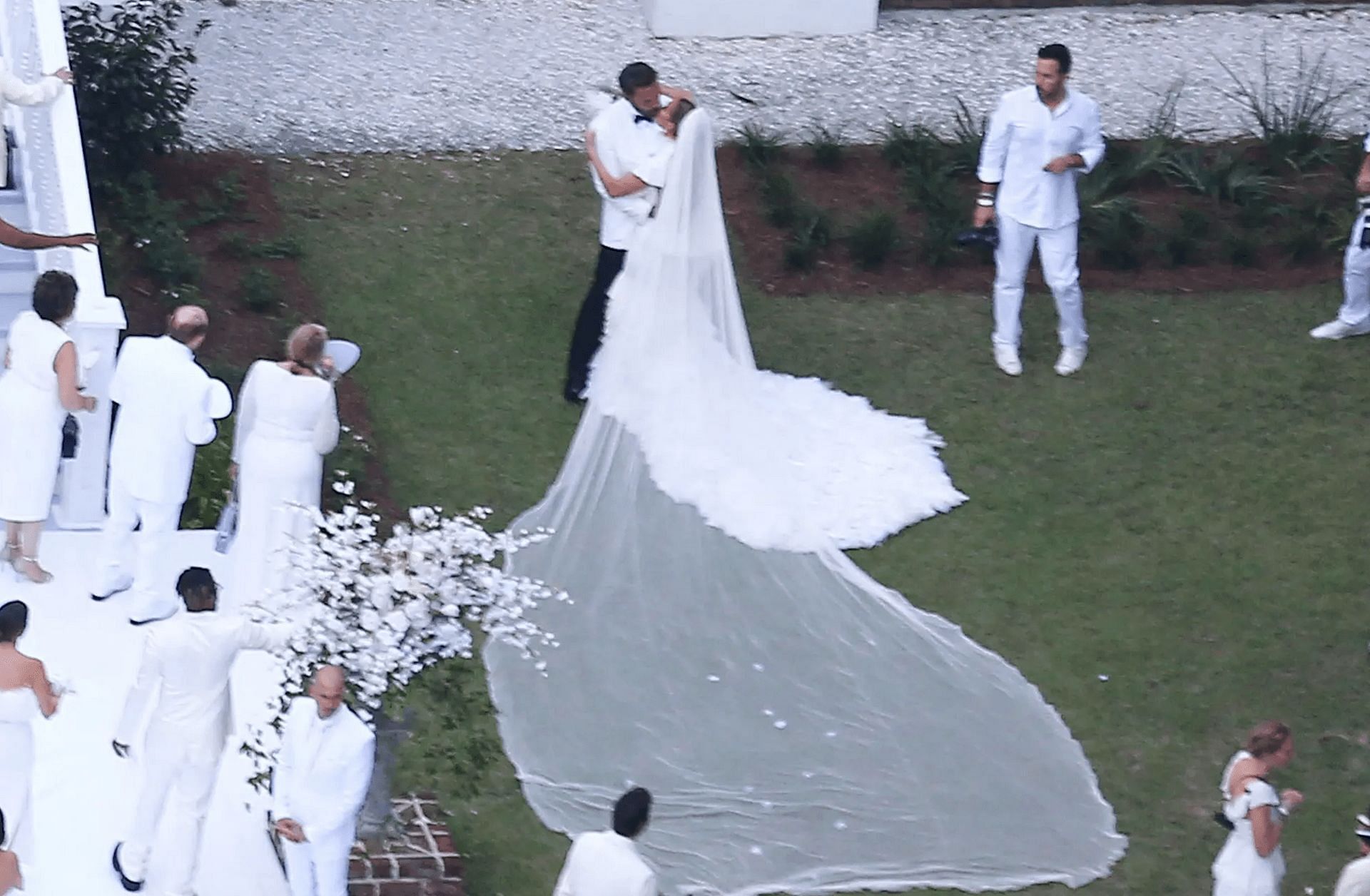 Who Is Jay Shetty All About Jennifer Lopez And Ben Afflecks Wedding