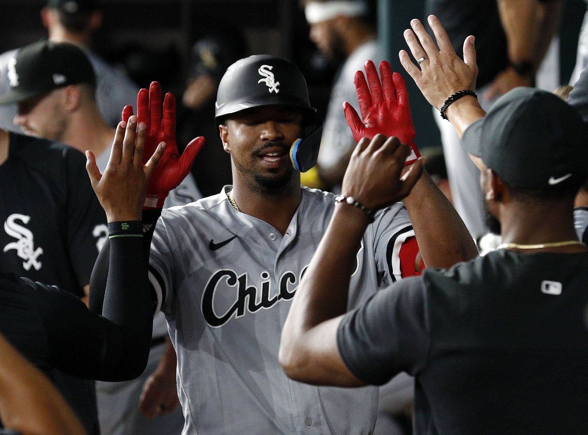 Chicago White Sox today: Children with impaired vision given opportunity to  tour Guaranteed Rate Field - ABC7 Chicago