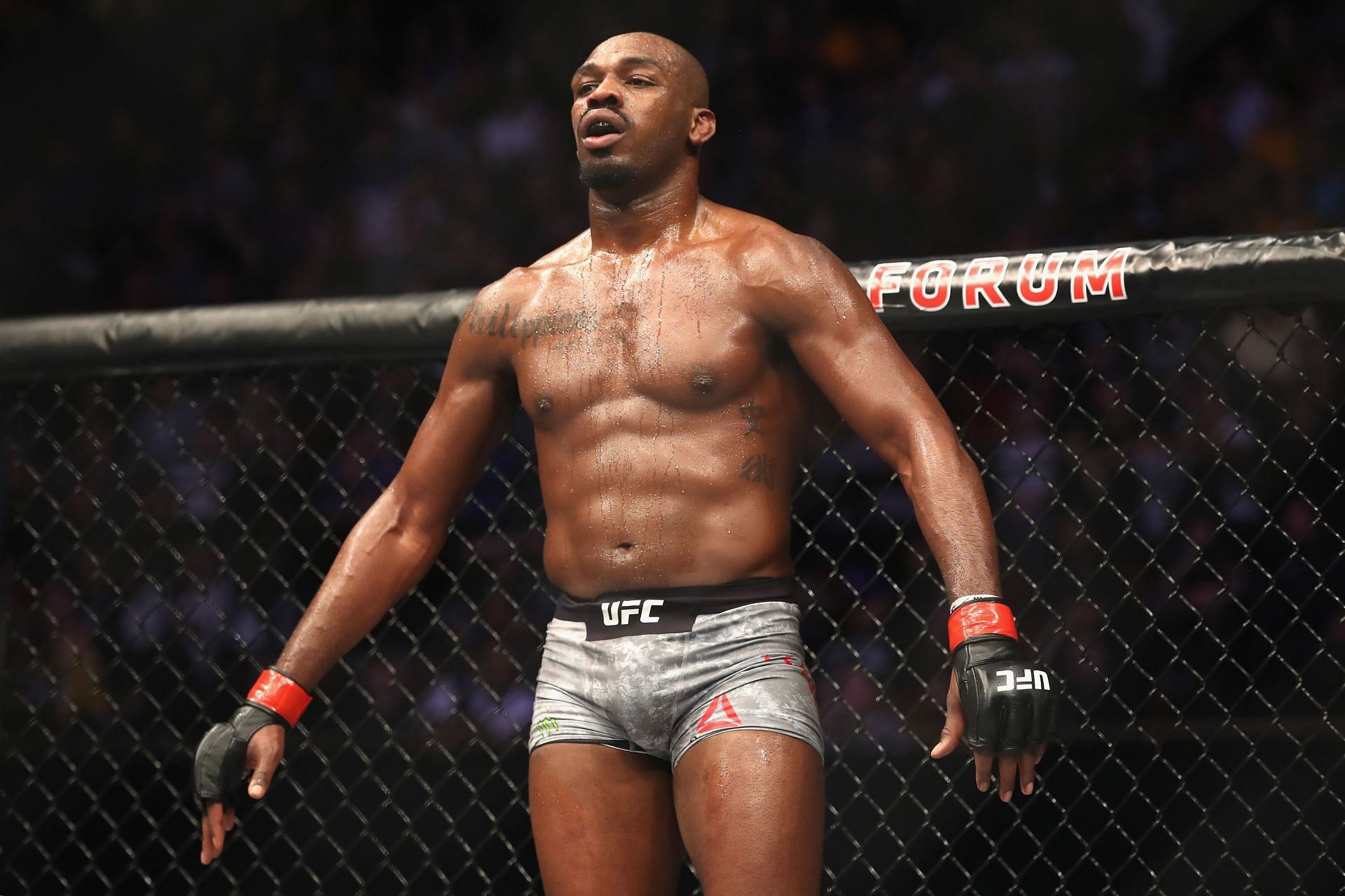 Jon Jones' padwork video catches attention of fans