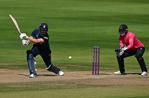 Warwickshire v Sussex Sharks - Royal London Cup.