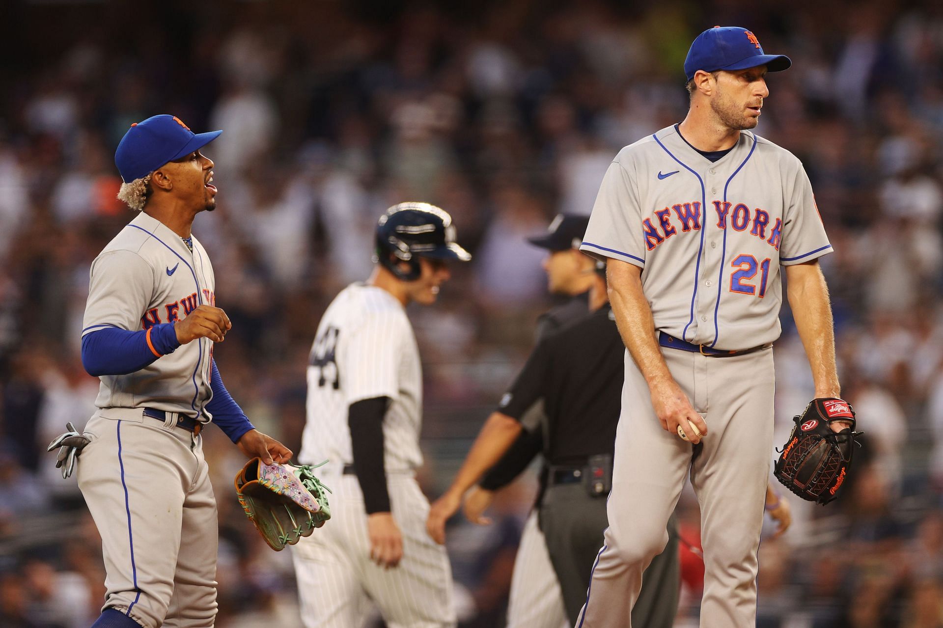 New York Mets v New York Yankees