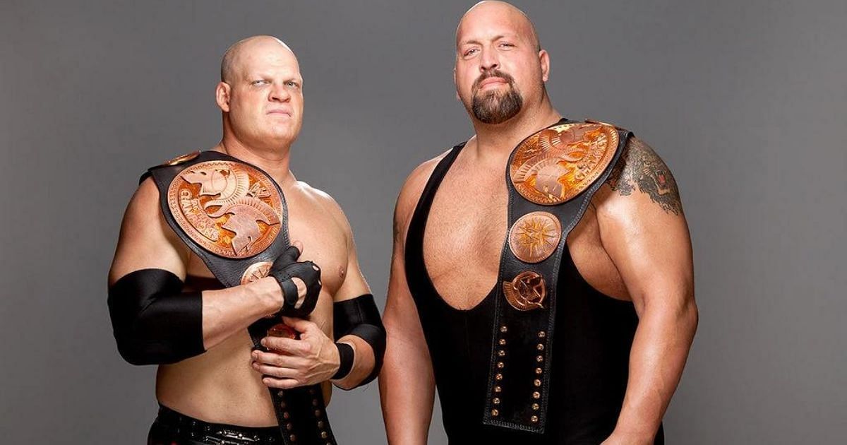 Kane and Big Show as the WWE Tag Team Champions.