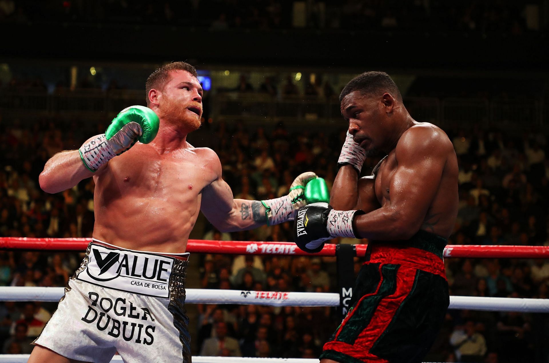 Canelo Alvarez v Daniel Jacobs