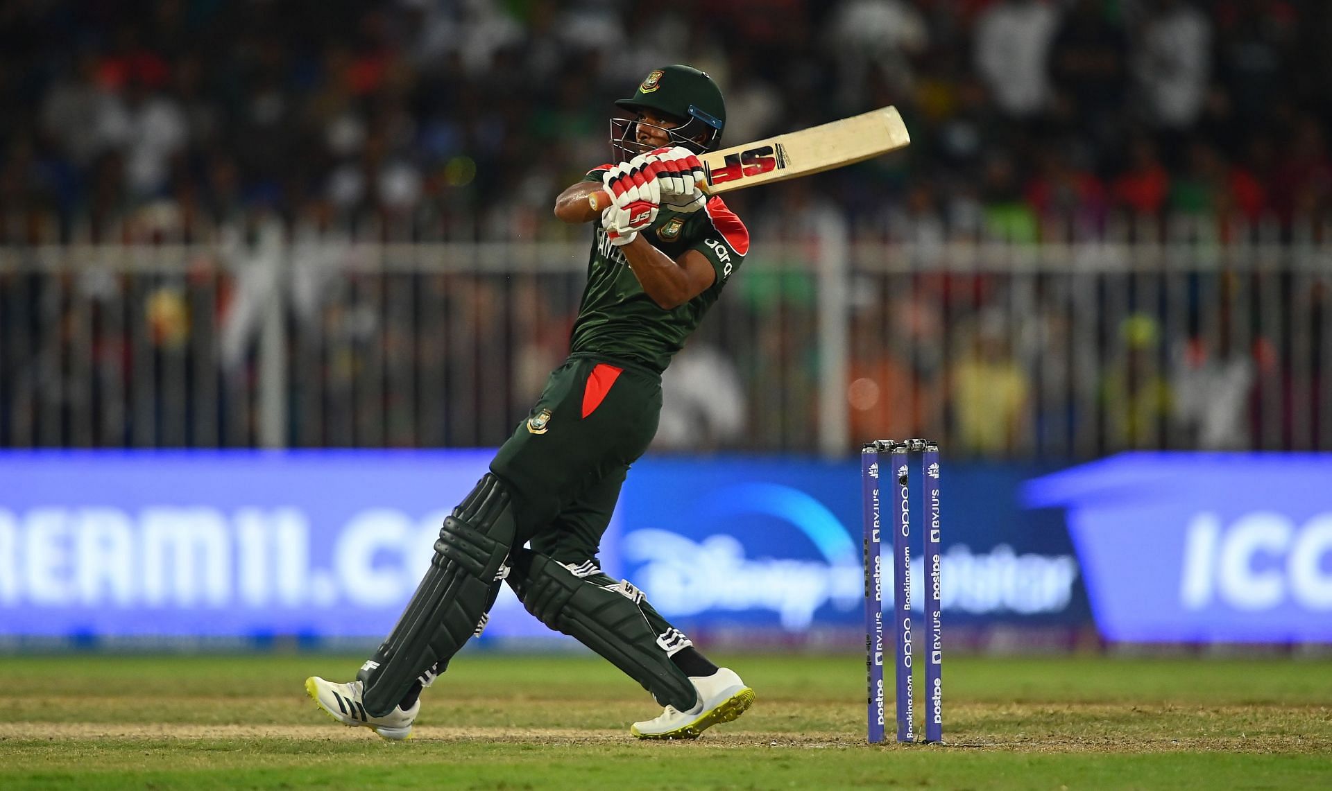 बांग्लादेश की टीम में महमुदुल्लाह को शामिल किया गया है