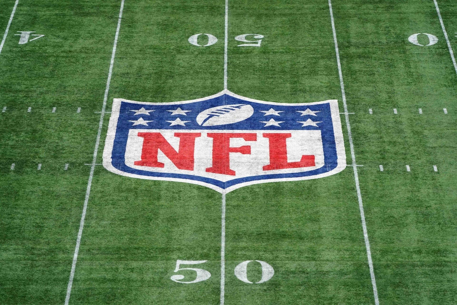 NFL Fantasy football draft cheat sheet 2022