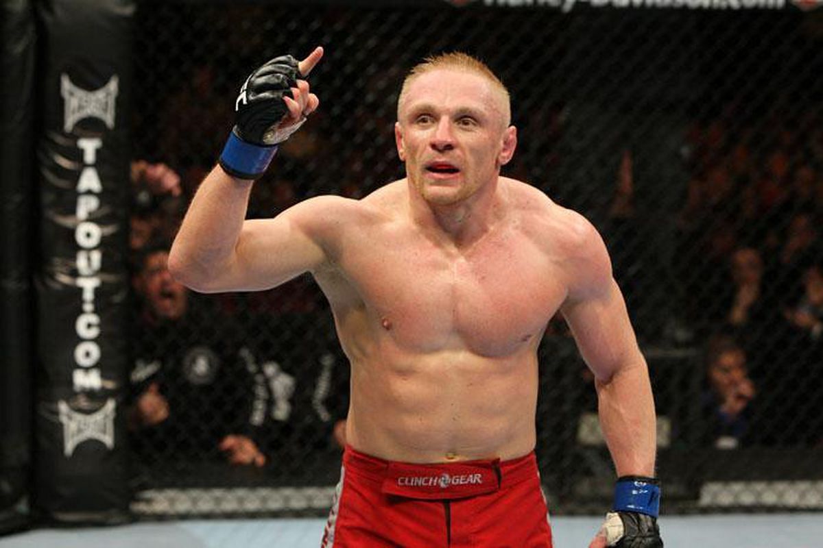 Dennis Siver ruined George Sotiropoulos' Australian homecoming, knocking him out of title contention in the process