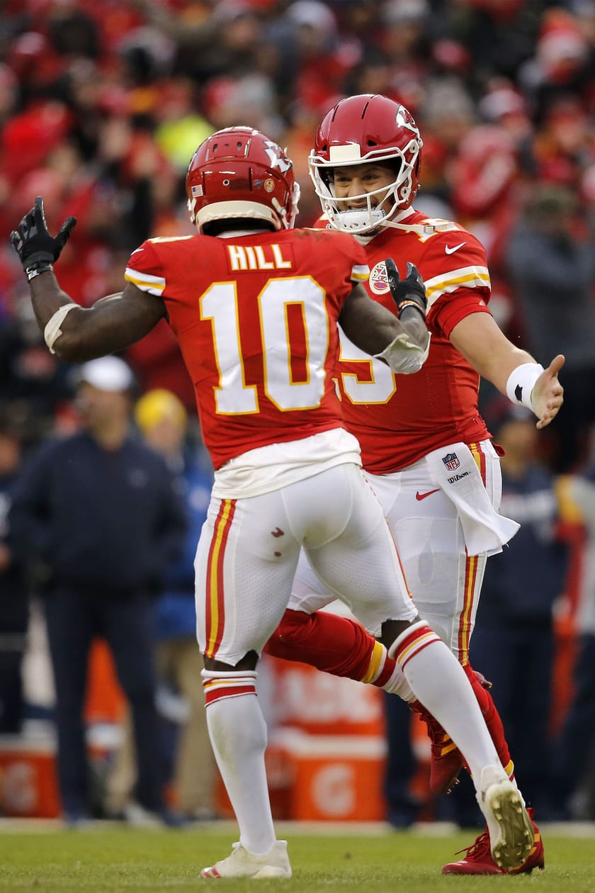 Tyreek Hill pokes fun at Jackson Mahomes
