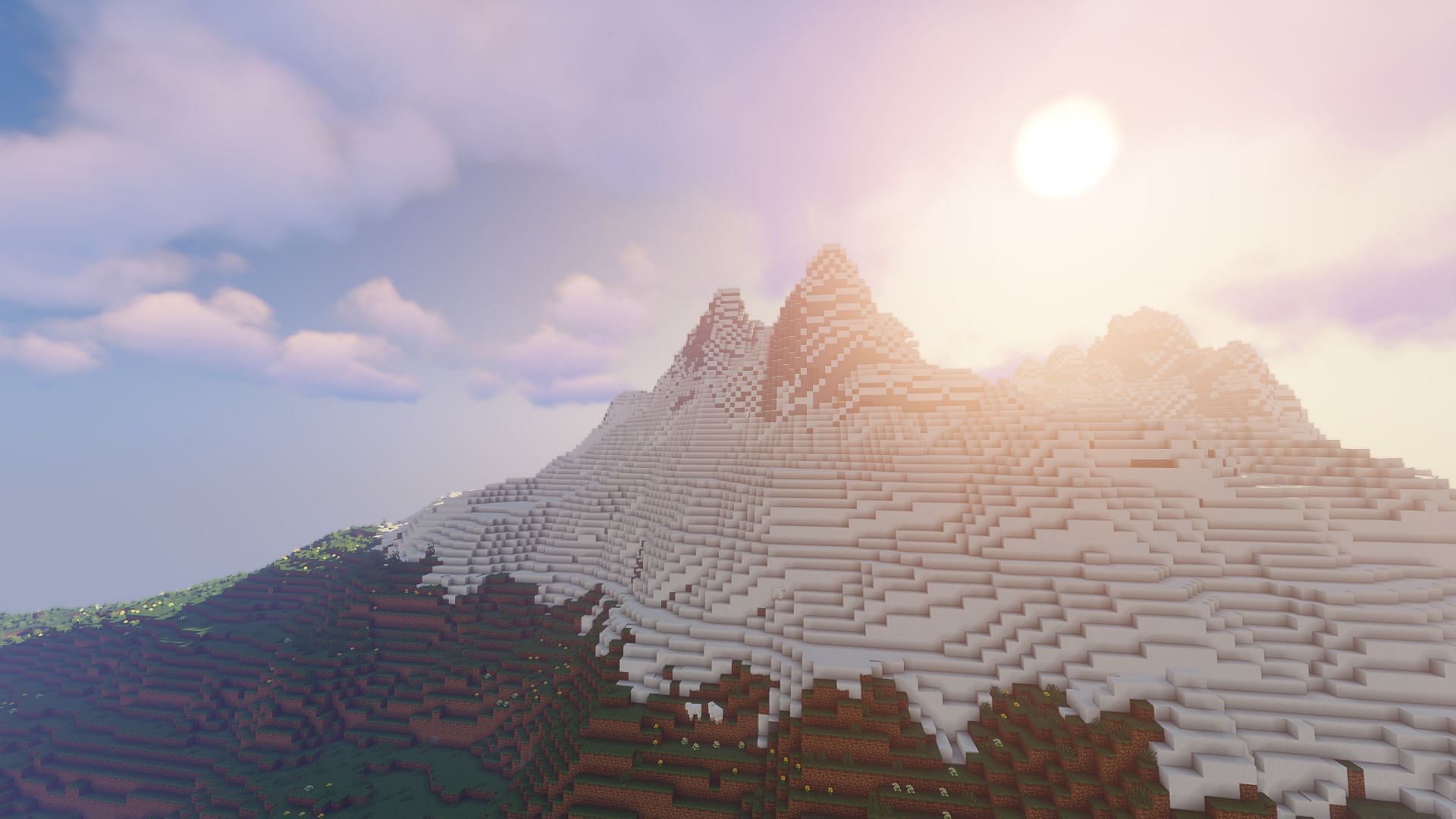 The large mountain range that players can find at the listed coordinates (Image via Mojang/Minecraft)