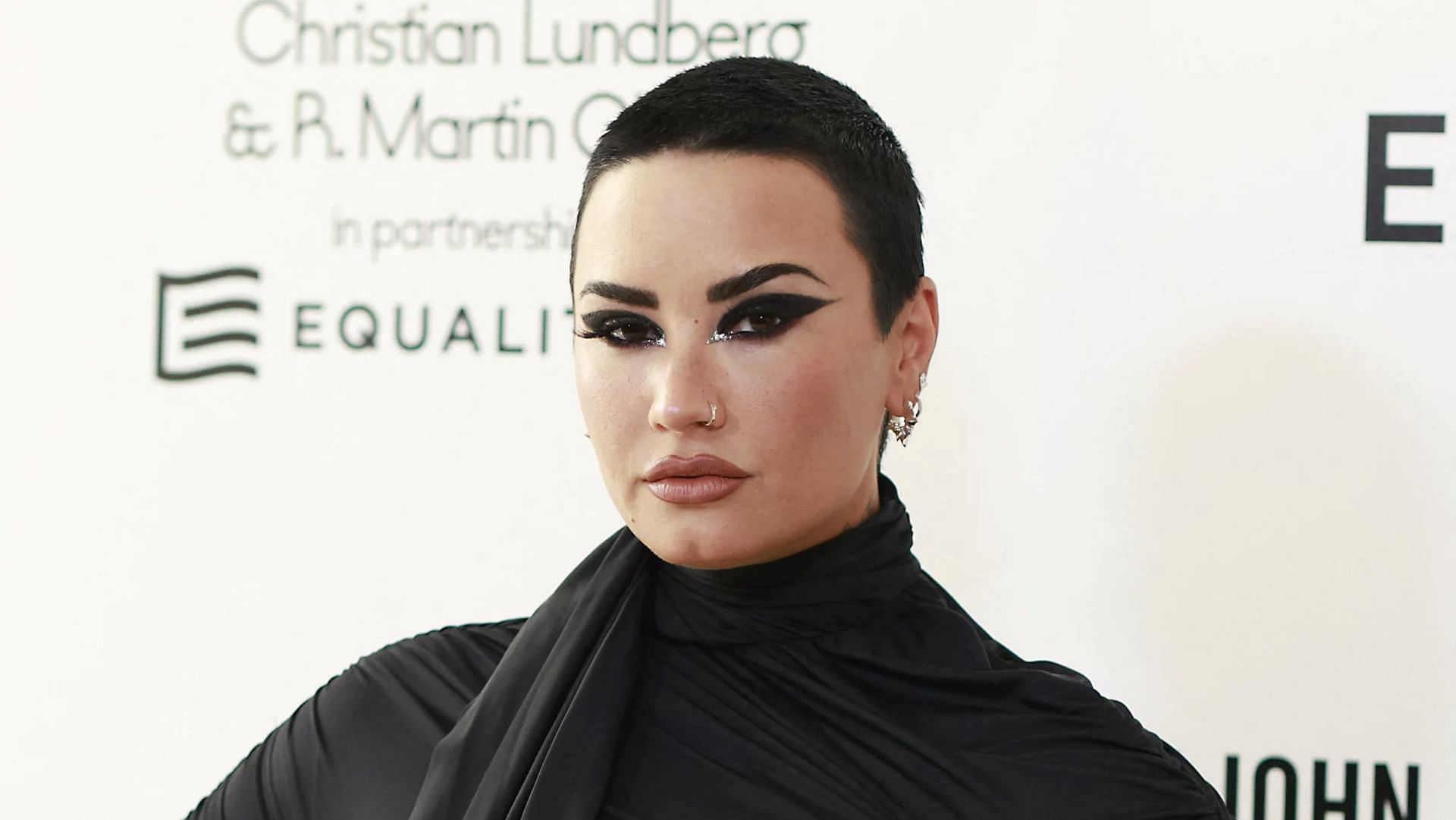 Demi Lovato came out as gender non-binary in May 2021. (Image via Michael Tran/Getty)