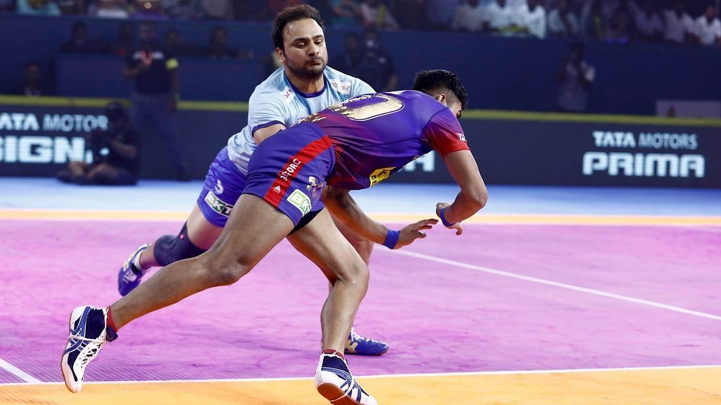 कबड्डी में डिफेंस में इस्तेमाल होते हैं कई स्किल (Photo: Pro Kabaddi League)