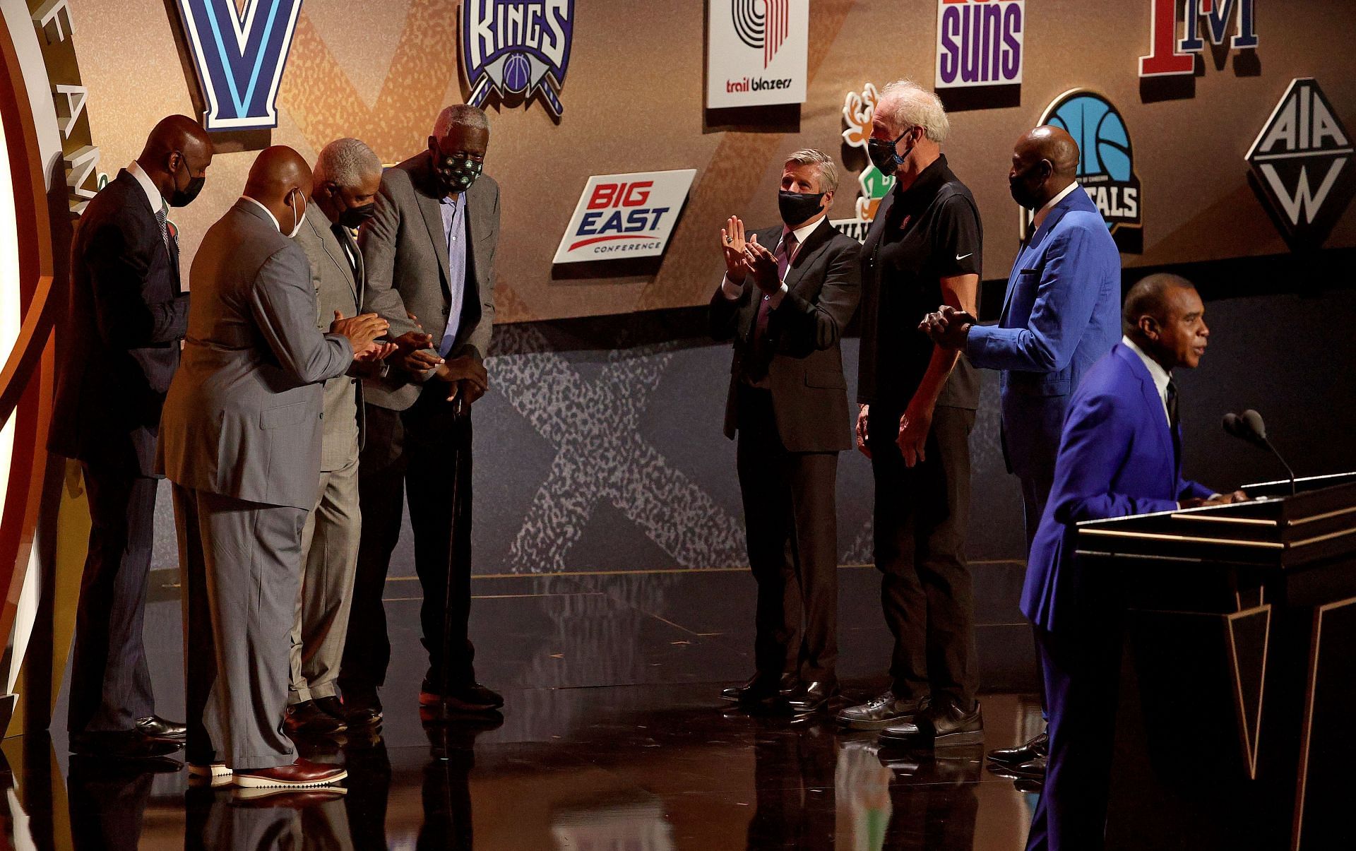 Bill Russell and others at the 2021 Basketball Hall of Fame Enshrinement Ceremony