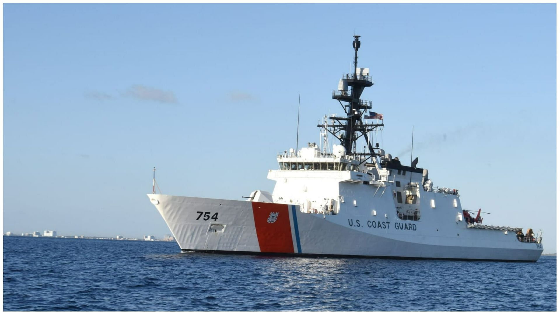 Coast Guard search for survivors of the tragedy (Image via US Coast Guard/Twitter)