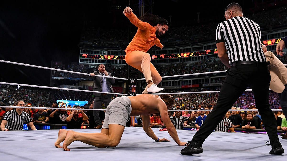 Seth Rollins took out an injured Riddle at SummerSlam 2022