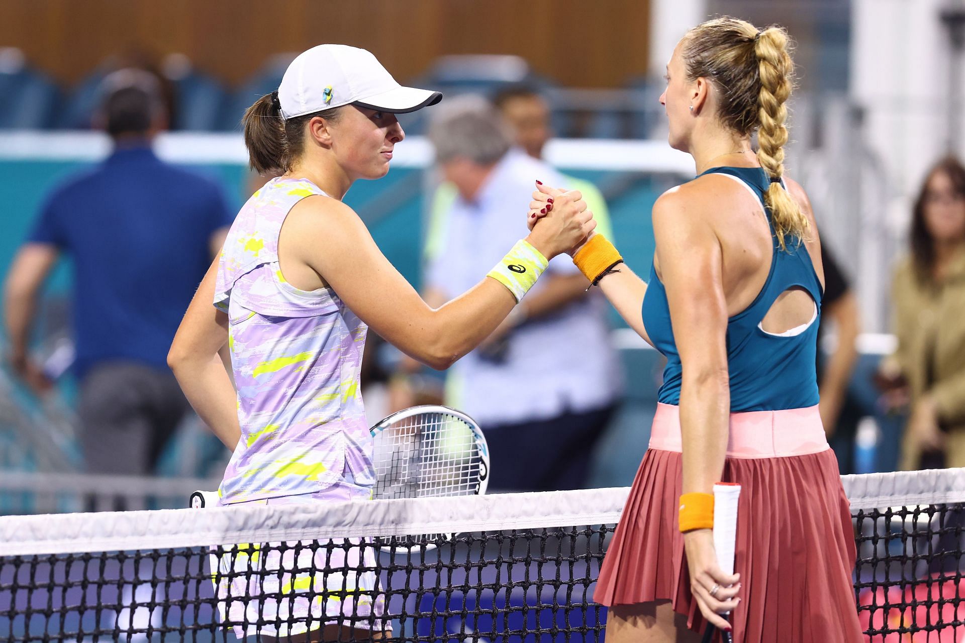 Iga Swiatek and Petra Kvitova at the 2022 Miami Open