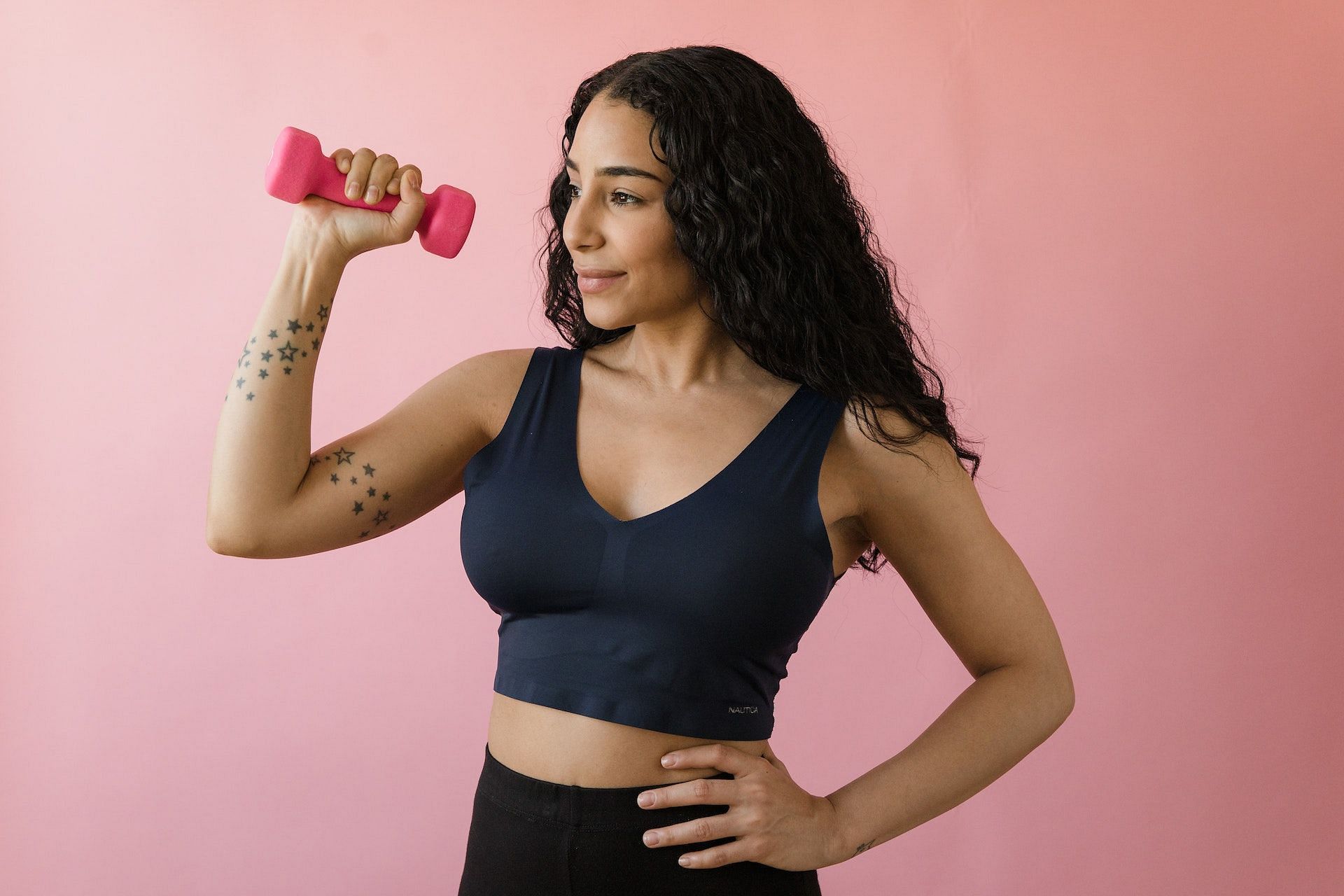 HIIT exercises with dumbbells are great for improving muscle strength. (Photo by RODNAE Productions via pexels)