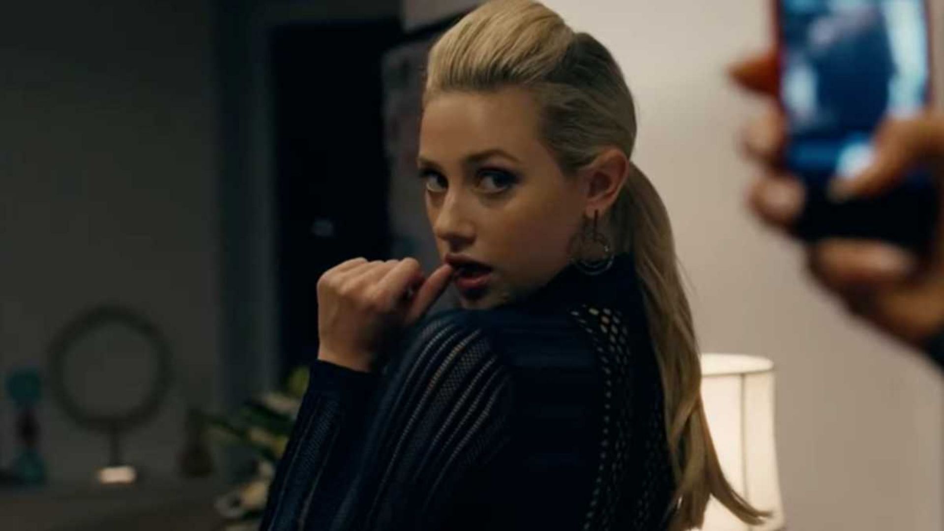 Lili Reinhart in Hustlers (Image via Cafe Mom)