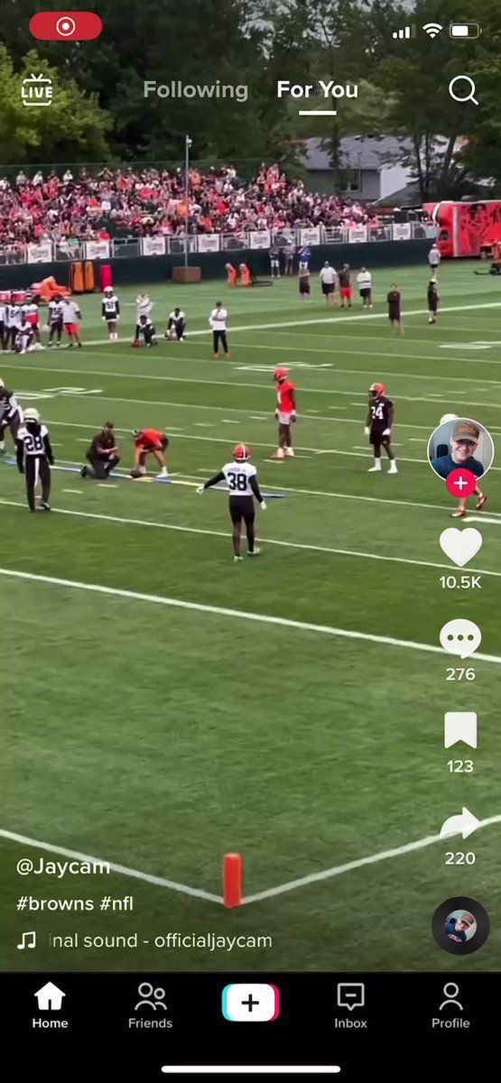 WATCH: Deshaun Watson keeps bricking passes at Browns practice