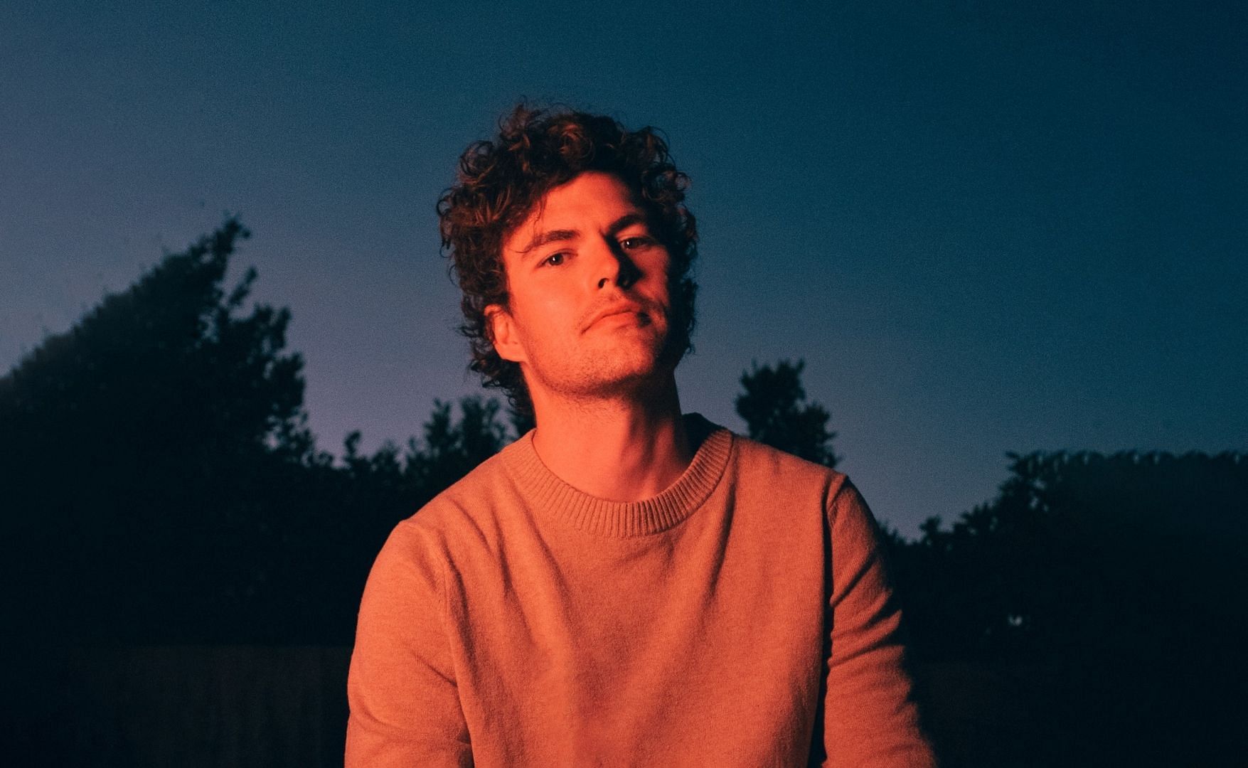 The artist of today&#039;s Heardle challenge (Photo by Will Morrissey &amp; Annelise Hickey via Vance Joy/Facebook)