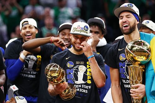 Stephen Curry and Klay Thompson of the Golden State Warriors celebrate