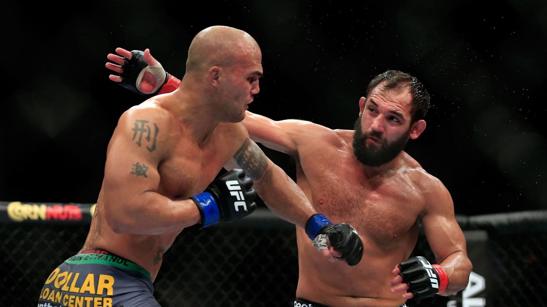 Robbie Lawler&#039;s second clash with Johny Hendricks was even better than their first meeting