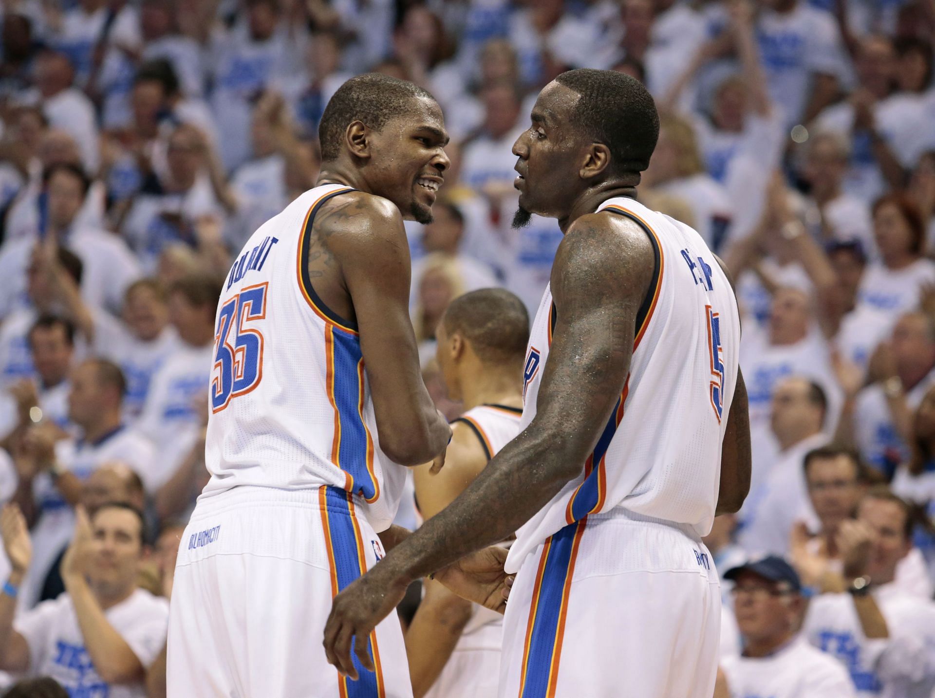 Kevin Durant (left) and Kendrick Perkins (right) in 2012
