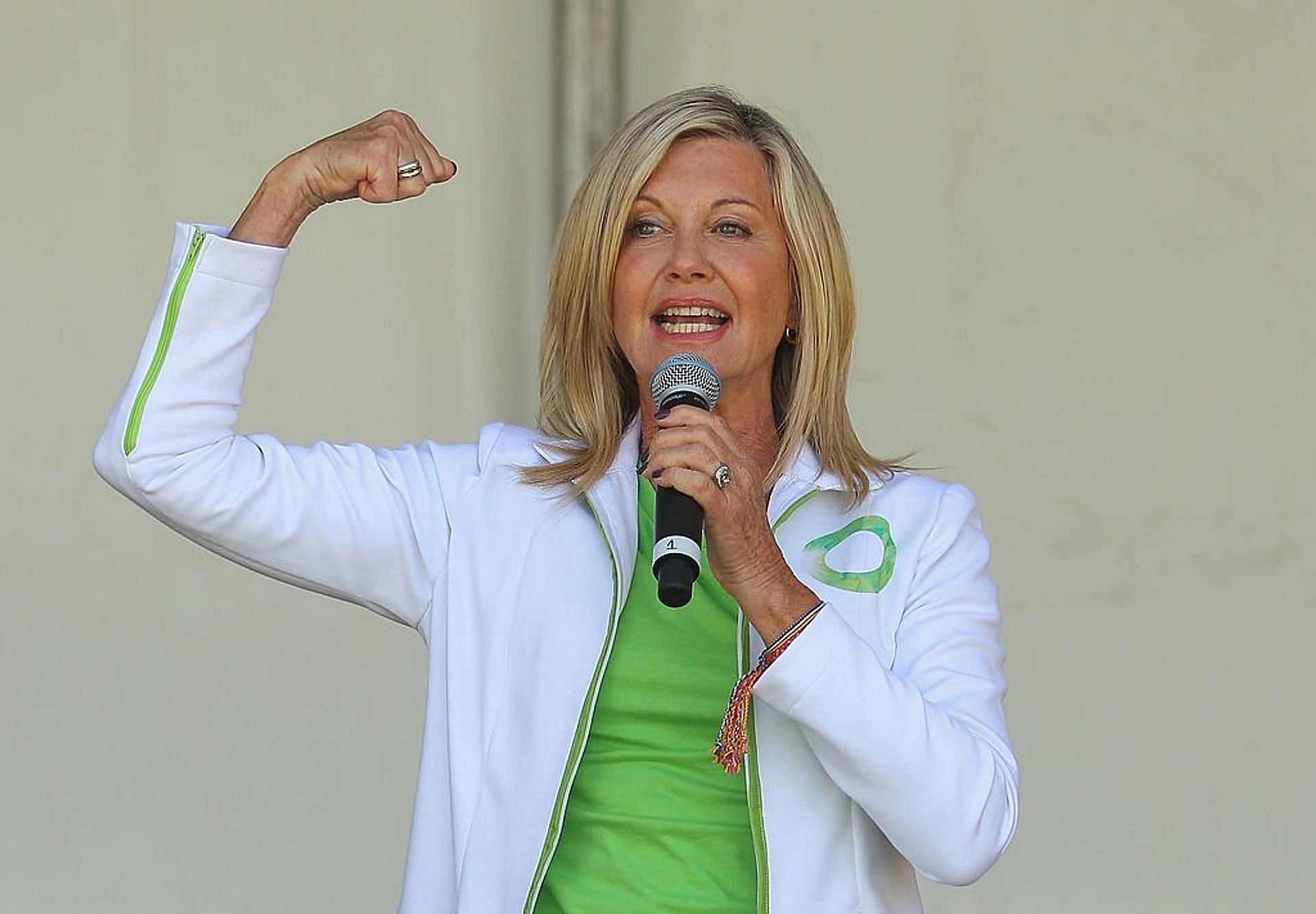 Olivia Newton-John recently passed away at the age of 73 (Image via Scott Barbour/Getty Images)