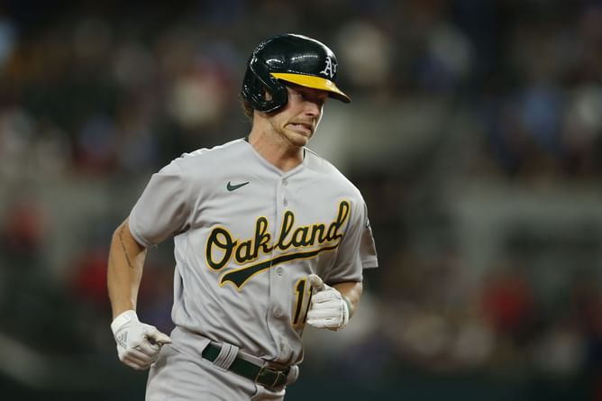 WATCH: Oakland Athletics CF Skye Bolt falls victim to the mysteries of the stomach, but keeps going