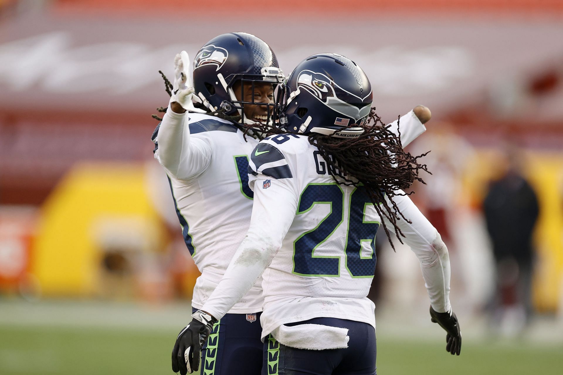 Seahawks' Shaquem Griffin, Hartford support athletes with equipment