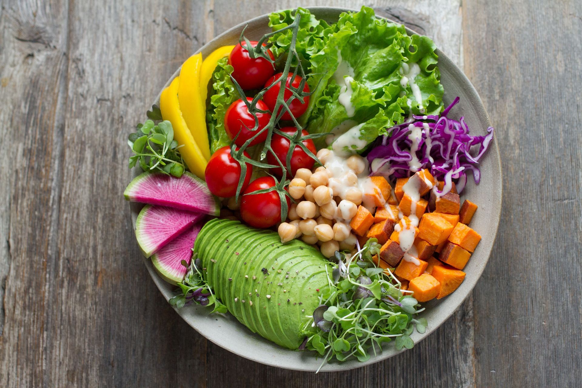 If you&#039;re looking to improve your gut health, consider going vegan. (Image via Unsplash/ Anna Pelzer)