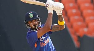 IND vs ZIM 2022: [WATCH] “Deepak Chahar wicket mat le, KL Rahul ka batting dekhna hai”- Fans react in 1st ODI vs Zimbabwe