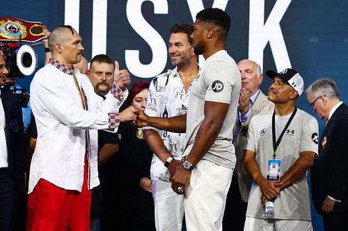 Oleksandr Usyk vs. Anthony Joshua 2 - Weigh-Ins